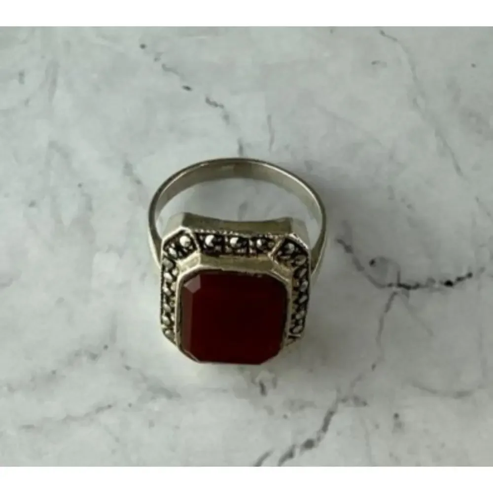 Vintage 925 Sterling Silver Agate & Marcasites Ring Size 7